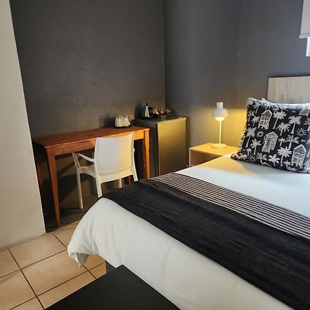 The Lantern Guesthouse Bloemfontein Eksteriør bilde